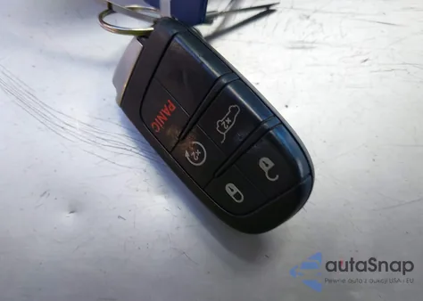 2017 Jeep Grand Cherokee Laredo 4X2 from USA, damaged, VIN 1C4RJEAG3HC805059